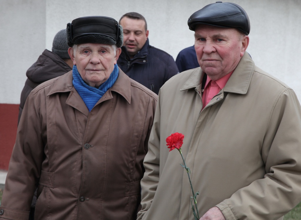 2019_11_26_возложение9.jpg 2019_11_26_возложение9.jpg