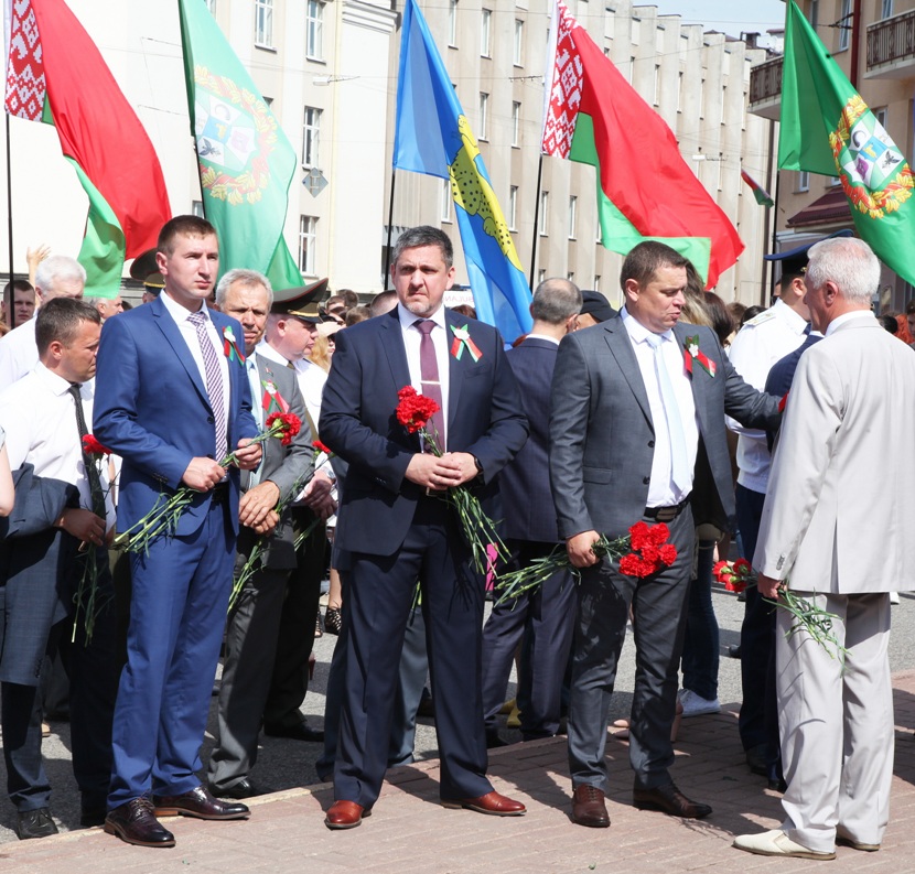 2020_07_06_ДН - площадь Труда 2.jpg 2020_07_06_ДН - площадь Труда 2.jpg