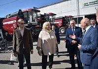 Белорусы посетили предприятие, являющееся дилером «Гомсельмаша»